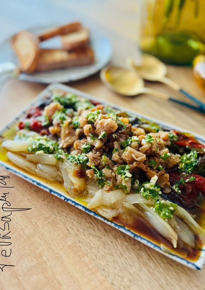 Una foto de Escalivada de coliflor 🫑 🧅 🍅 🥦