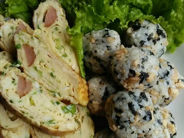 Cara Mudah Membikin Resep Rice ball and egg roll Bahrie yang  Bikin Ketagihan Anti Ribet, Mantap Sekali
