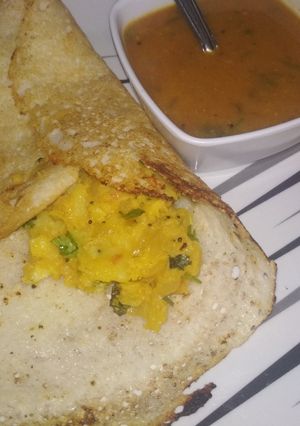 મસાલા ઢોસા (masala dosa recipe in Gujarati) રેસીપી મુખ્ય ફોટો