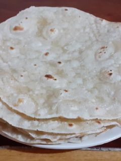 Una foto de Tortillas de Trigo para Tacos, Fajitas, Shawarma, Wrap, etc