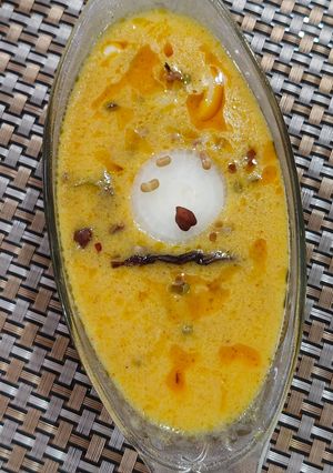 राजस्थानी कढ़ी विद मूंग मोठ चना रेसिपी मुख्य फोटो