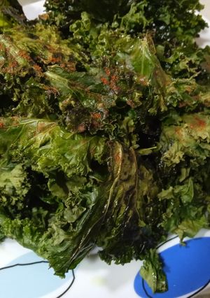 Una foto de Chips de Kale