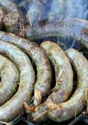 A picture of Mutura (African sausage).