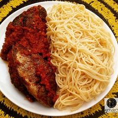 Spaghetti with stew A picture of Spaghetti with stew.