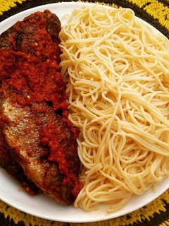 A picture of Spaghetti with stew.