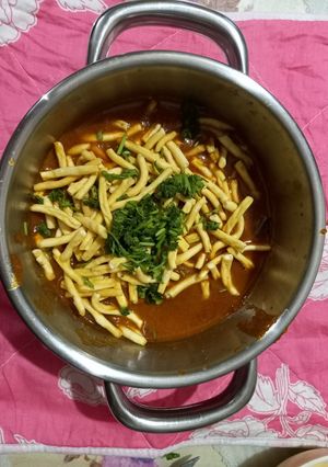 કાજુ ગાંઠિયા નું શાક (Kaju Ganthiya Shak Recipe In Gujarati) રેસીપી મુખ્ય ફોટો