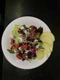 Ensalada de Granada con manzana y queso fresco