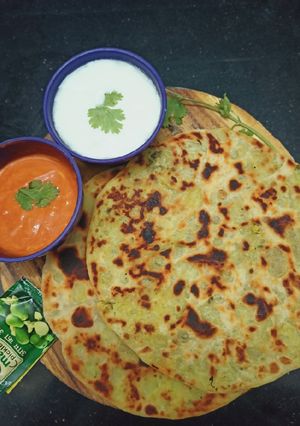 કાચા કેળા ના સ્ટફ પરાઠા (Kacha Kela Stuffed Paratha Recipe In Gu રેસીપી મુખ્ય ફોટો