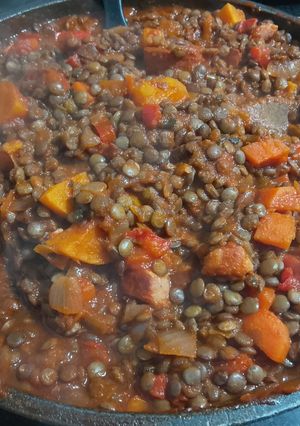 Una foto de Lentejas con Carne Asada