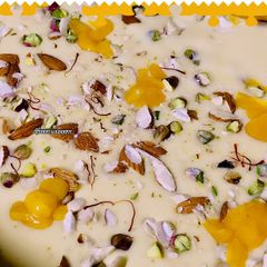 A picture of Totapuri(ripen mangoes) rabdi.