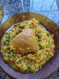 Pollo con arroz y arvejas