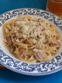 Una foto de Pasta carbonara sin nata
