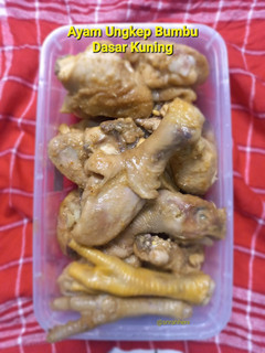 Foto resep Ayam Ungkep Bumbu Dasar Kuning