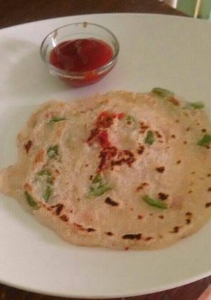 A picture of Suji ka cheela.