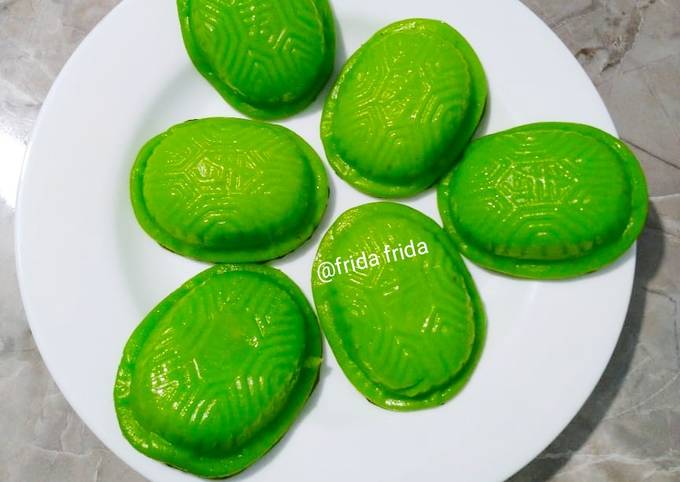 Kue Ku, Angkuh Kue, Kue Tok