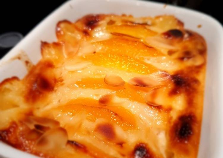 Recipe: Delicious Pêches gratinées aux amandes