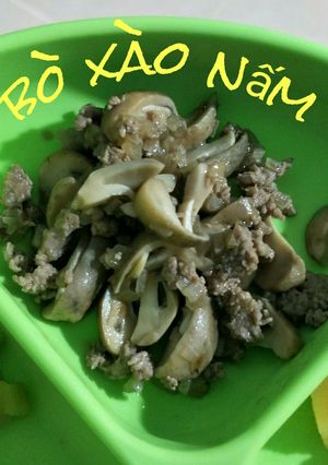 Hình của món Bò xào nấm.