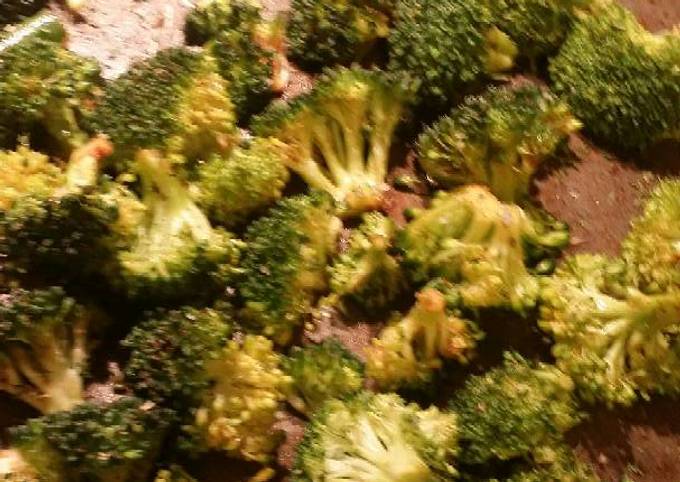 Easiest Way to Prepare Super Quick Homemade Roasted broccoli