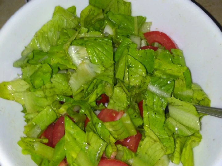 Langkah Mudah untuk Membikin Resep  Salad sayur simple yang Lezat, Enak Banget