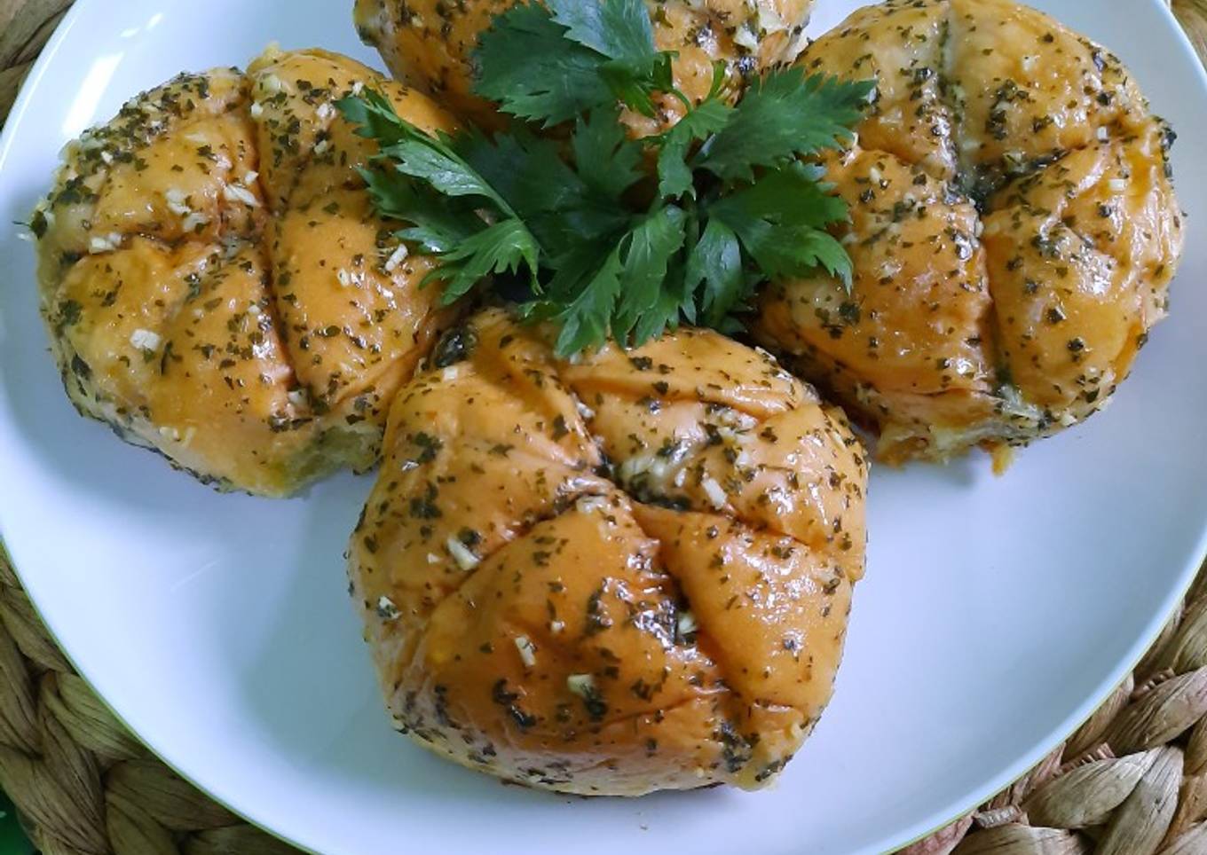 Korean Cream Cheese Garlic Bread
