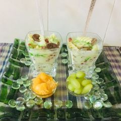 Fruit yogurt pasta salad A picture of Fruit yogurt pasta salad.