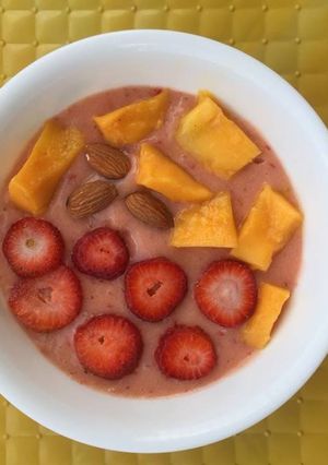 A picture of Mango Banana And Strawberry Smoothie#Vegan.