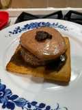 Filetto con paté di fegato d’oca e salsa al tartufo nero