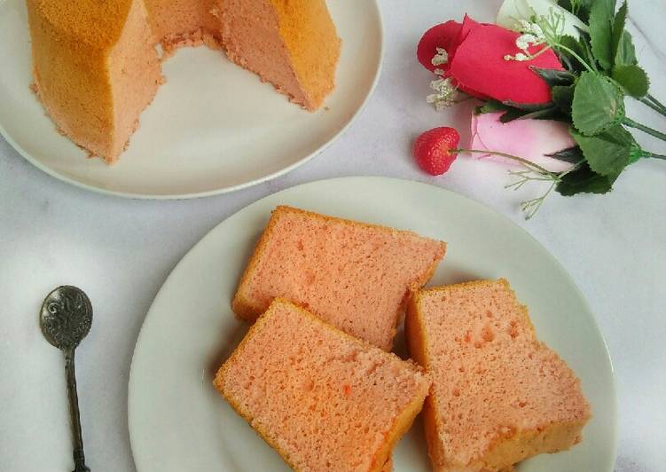Strawberry Chiffon Cake