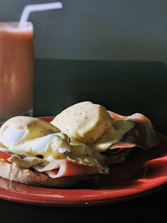 A picture of Easy Hollandaise sauce with blender/Bamix.
