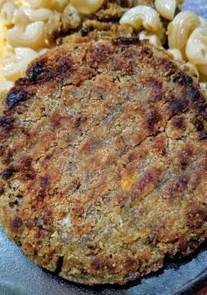 Una foto de Paty de lenteja - vegetariano