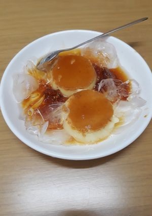 A picture of Flan (Vietnamese Caramel Custard).