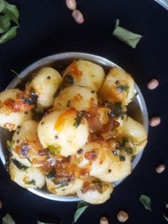 सूजी बाॅल्स (suji balls recipe in Hindi) रेसिपी मुख्य फोटो