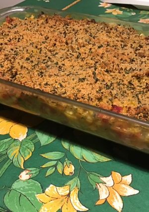 Une photo de Gratin de spatzles au thon, poivrons rouges et emmental en panure épicée