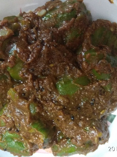 भरवा तोरी (Bharwan tori recipe in hindi) रेसिपी मुख्य फोटो
