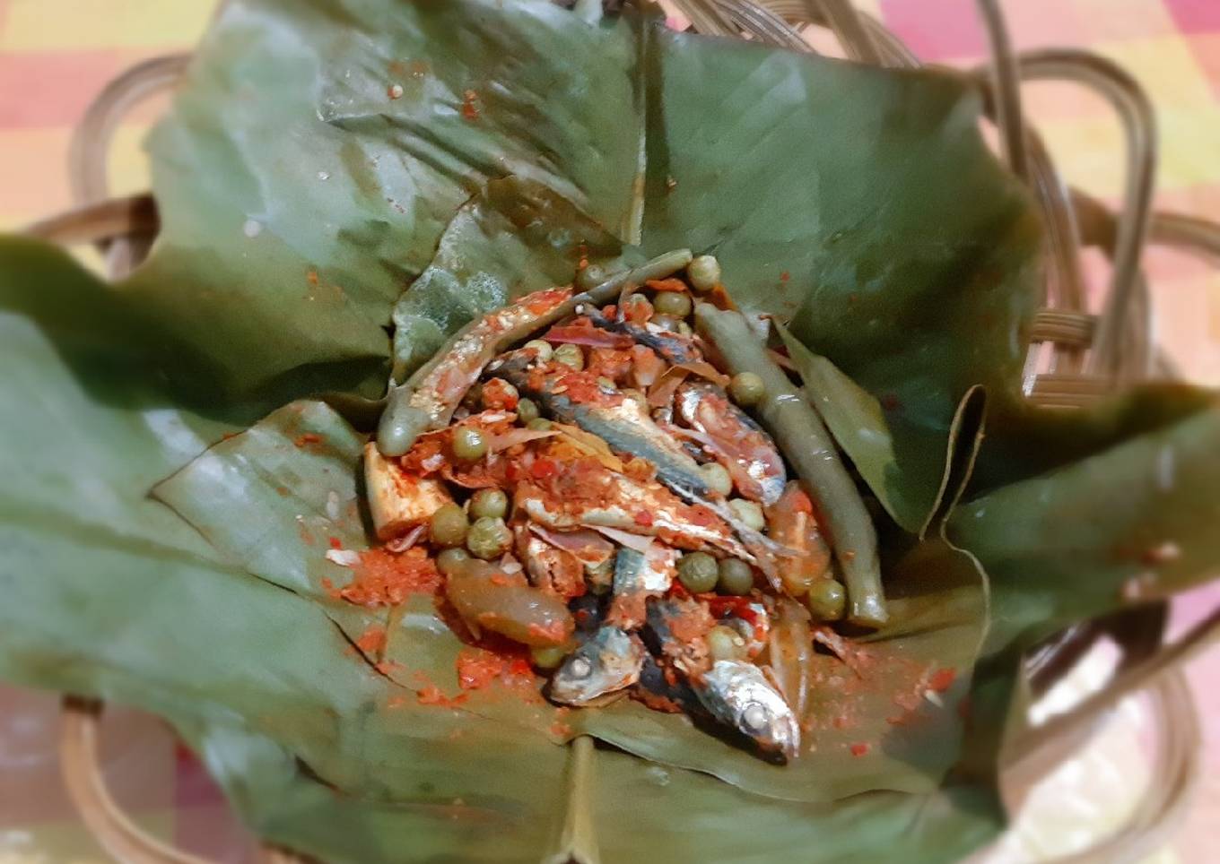 Ikan cabe merah kukus kincung/ kecombrang