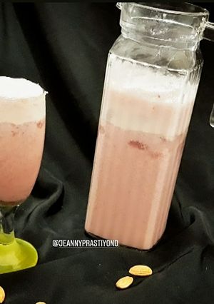 Foto resep 🍓 Dairy Free Strawberry Milkshake🍓