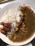 Lentejas con huevo y chicharrón
