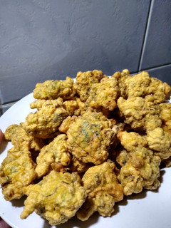 Una foto de Buñuelos de Perejil, acelga, cebolla y ajo. #independencia