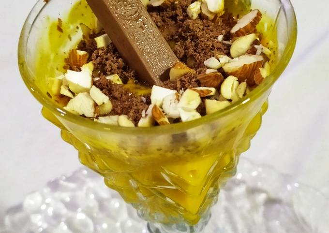 Easiest Way to Prepare Gordon Ramsay Chocolate Mango dry fruit Smoothie