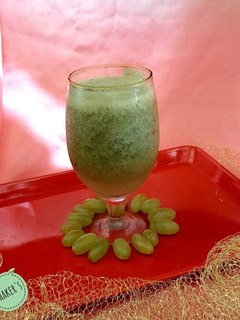 લીલી દ્રાક્ષ નો જ્યુસ (Green Grapes Juice Recipe In Gujarati) રેસીપી મુખ્ય ફોટો