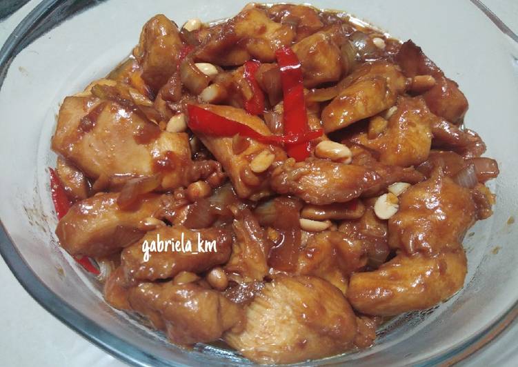 Resep Ayam Kung Pao Kacang Tanah yang Lezat Sekali
