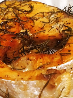 氣炸鍋鮭魚/迷迭香鮭魚 的食譜成品照片