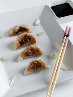 Foto di Gyoza - Ravioli Giapponesi alla Piastra