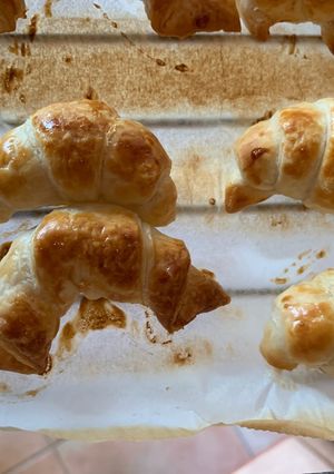 Una foto de Cruasanes con y sin chocolate