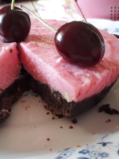 عکسی از دستور چیز کیک یخچالی