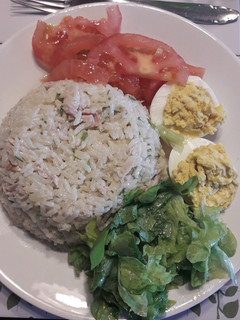 Una foto de Ensalada De Arroz Frío