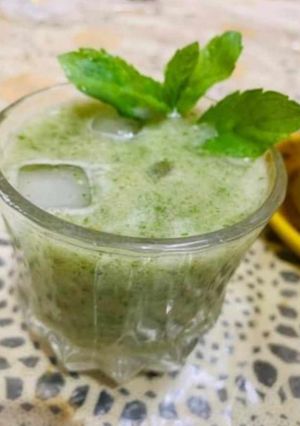 पुदीने वाली शिकंजी(pudeena wali shikanji recipe in hindi) रेसिपी मुख्य फोटो