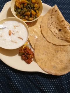 પડવાળી રોટલી (padvari rotli recipe in Gujarati) રેસીપી મુખ્ય ફોટો