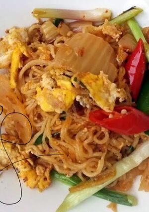 A picture of Kimchi Fried Ramen.