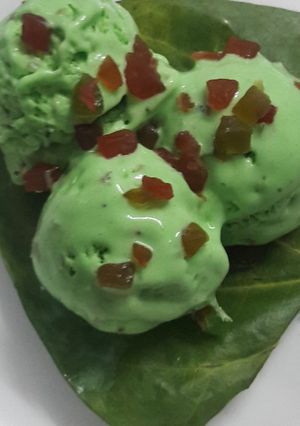 A picture of Shahi paan ice cream.